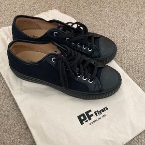 Pf Flyers Made in USA Center low black
